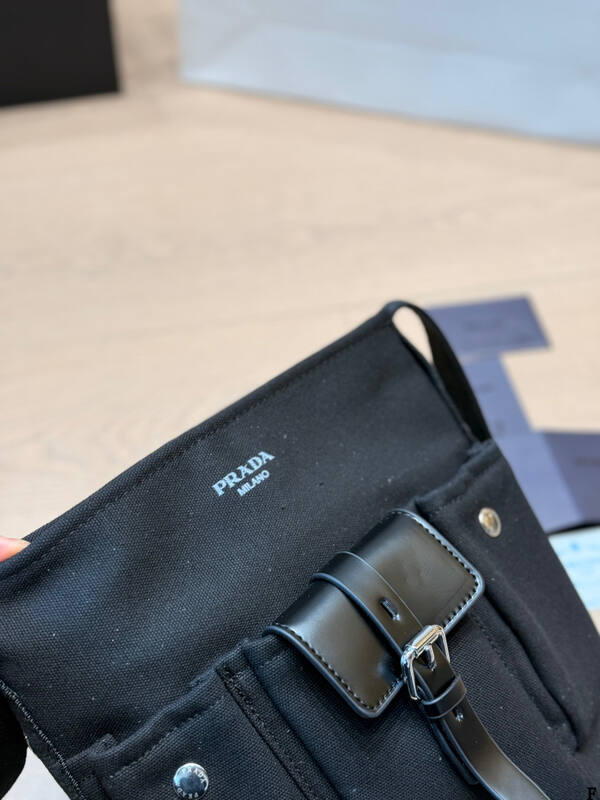 Prada Black 25x18x10cm shoulder bag — AAA Quality Replica