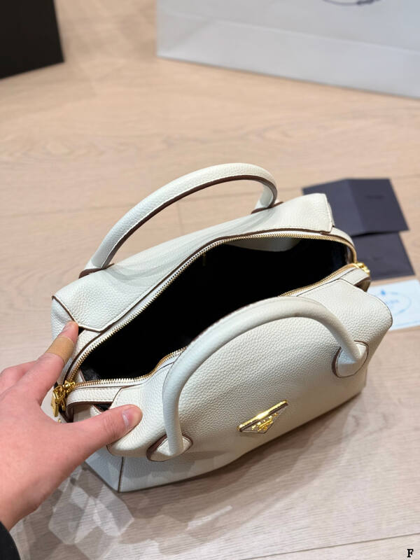 Prada Brown shoulder bag — AAA Quality Replica