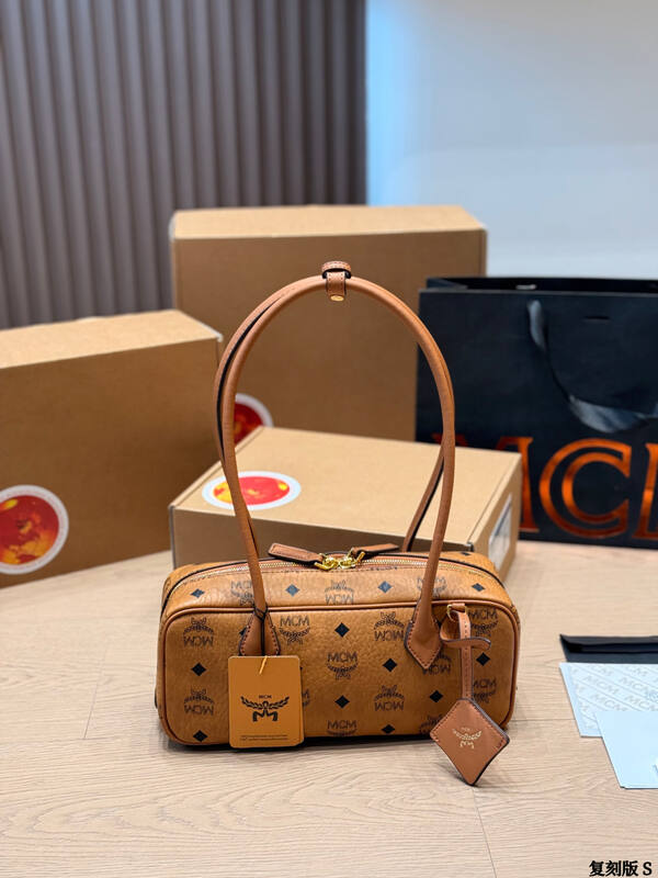 MCM Monogram 25x18x10cm shoulder bag — AAA Quality Replica