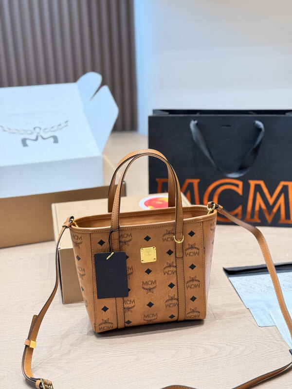 MCM Toni Visetos shoulder bag — AAA Quality Replica