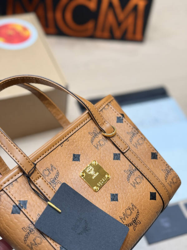 MCM Toni Visetos shoulder bag — AAA Quality Replica