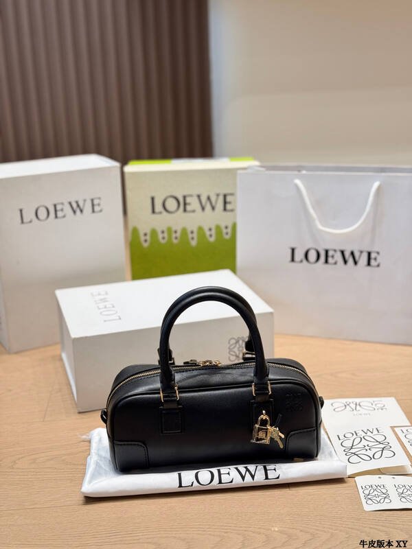 Loewe Black 25x18x10cm shoulder bag — Premium Replica