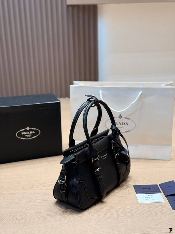 Prada Black 25x18x10cm shoulder bag — 1:1 Replica