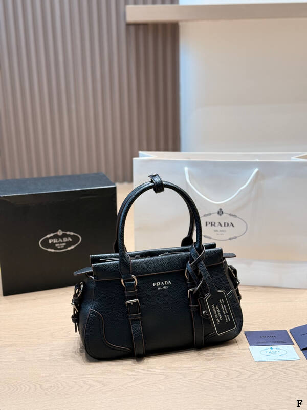 Prada Black 25x18x10cm shoulder bag — 1:1 Replica