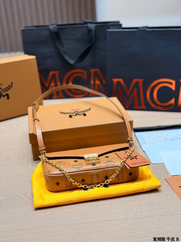 MCM Monogram 25x18x10cm shoulder bag — 1:1 Replica