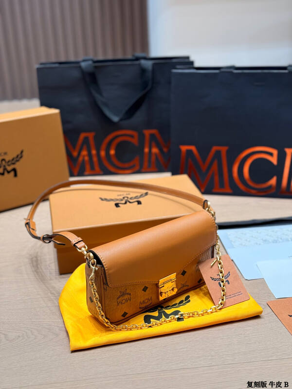 MCM Monogram 25x18x10cm shoulder bag — 1:1 Replica
