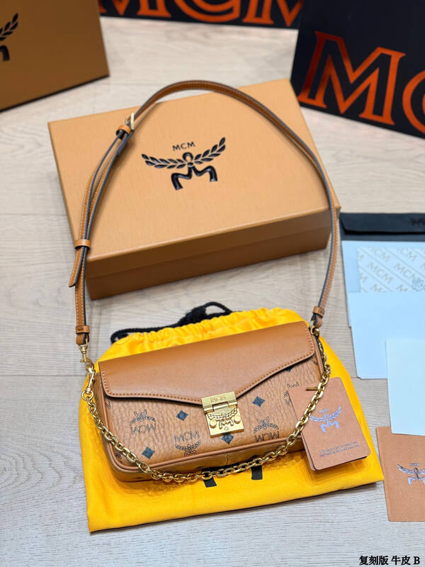 MCM Monogram 25x18x10cm shoulder bag — 1:1 Replica