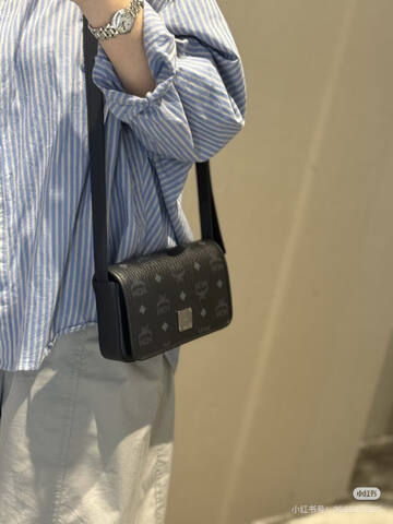 MCM Visetos 18x12cm shoulder bag AAA Quality Replica