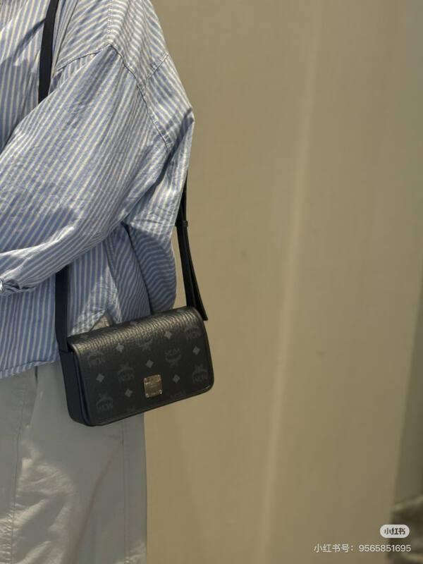 MCM Visetos shoulder bag — AAA Quality Replica