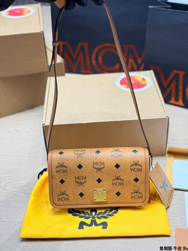MCM Visetos 25x18x10cm shoulder bag — 1:1 Replica