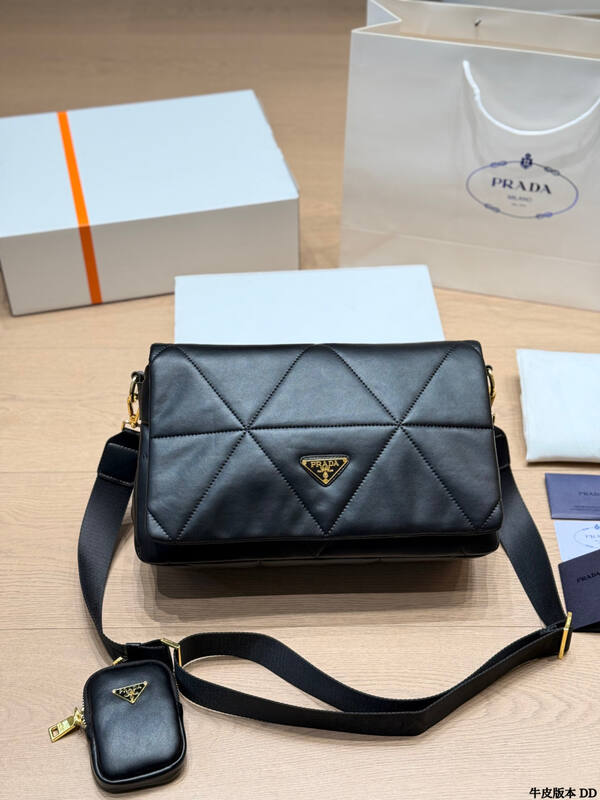 Prada Black shoulder bag — 1:1 Replica