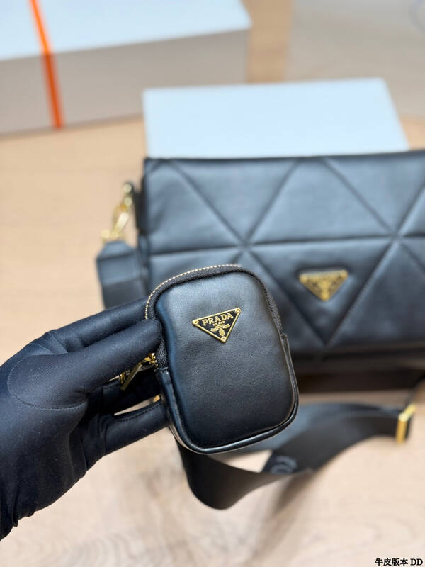Prada Black shoulder bag — 1:1 Replica