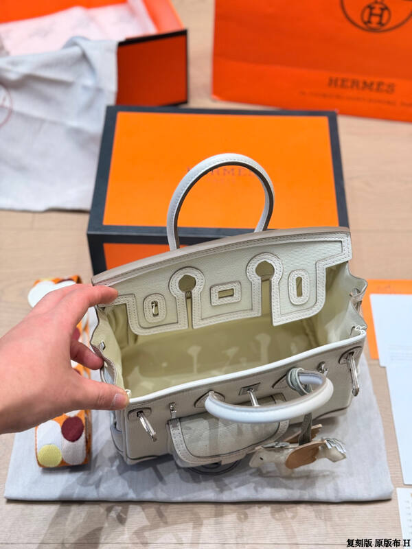 Hermes Birkin Cargo White canvas and leather everyday — Top Quality Replica