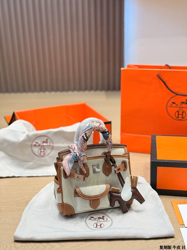 Hermes Birkin Beige canvas and Brown leather handbag — AAA Quality Replica
