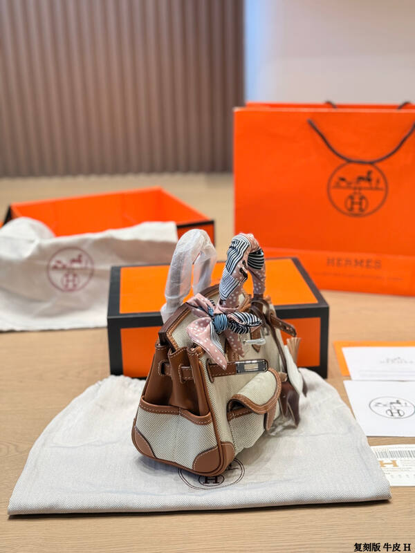 Hermes Birkin Beige canvas and Brown leather handbag — AAA Quality Replica