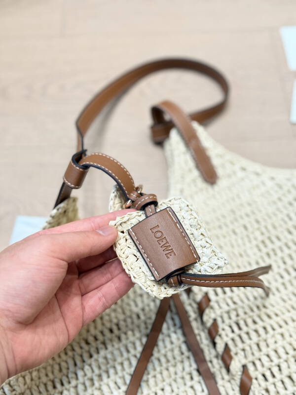 Loewe shoulder bag — AAA Quality Replica