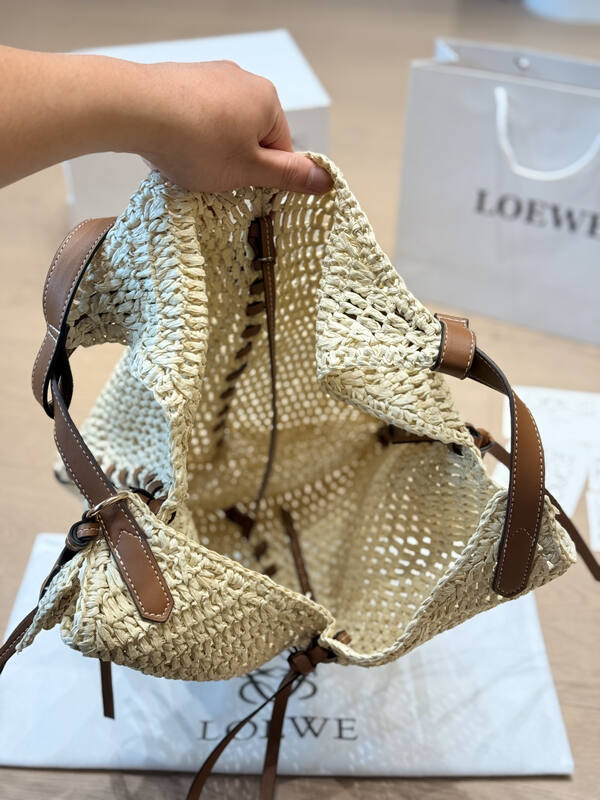 Loewe shoulder bag — AAA Quality Replica