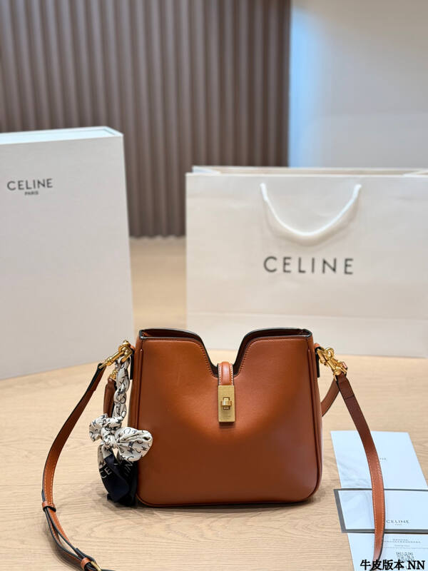 Celine shoulder bag — Top Quality Replica
