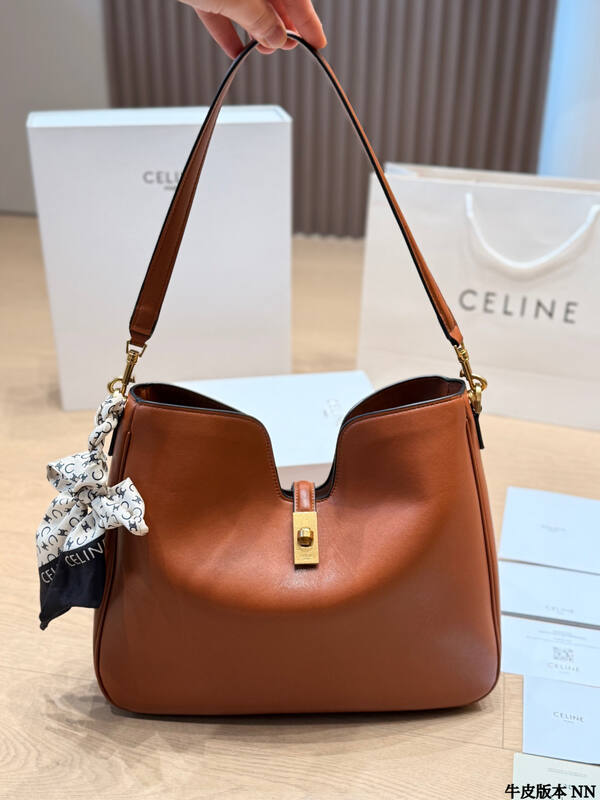 Celine shoulder bag — Top Quality Replica
