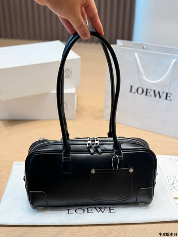 Loewe Black shoulder bag Premium Replica