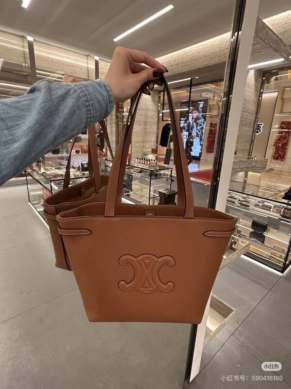 Celine shoulder bag — Top Quality Replica