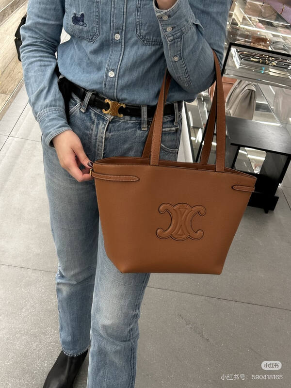 Celine shoulder bag — Top Quality Replica