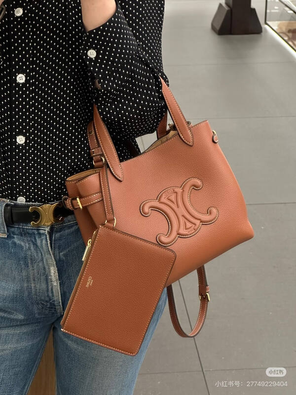 Celine shoulder bag — Top Quality Replica