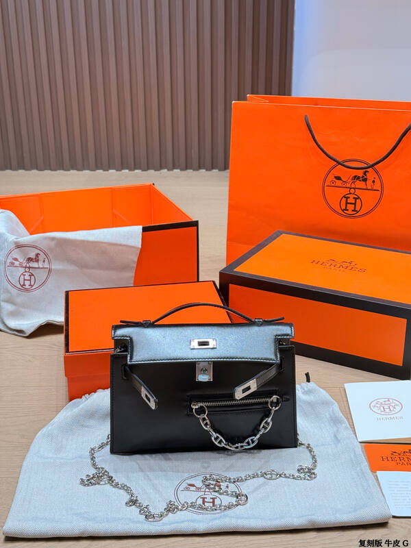 Hermes Kelly Danse Black crossbody — AAA Quality Replica