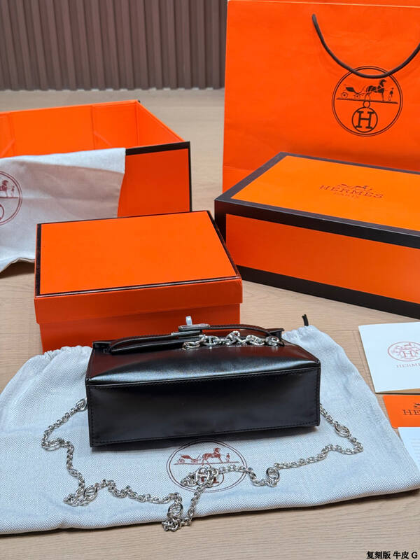 Hermes Kelly Danse Black crossbody — AAA Quality Replica