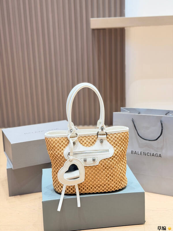 Balenciaga White shoulder bag — AAA Quality Replica