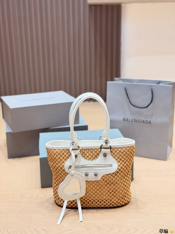 Balenciaga White shoulder bag — AAA Quality Replica