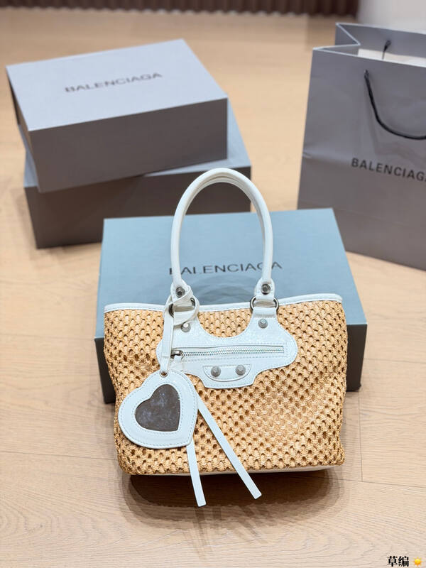 Balenciaga White shoulder bag — AAA Quality Replica