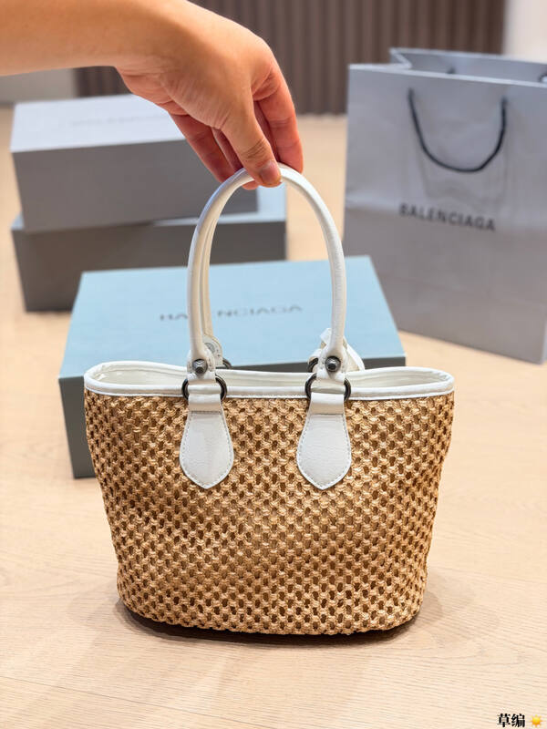 Balenciaga White shoulder bag — AAA Quality Replica
