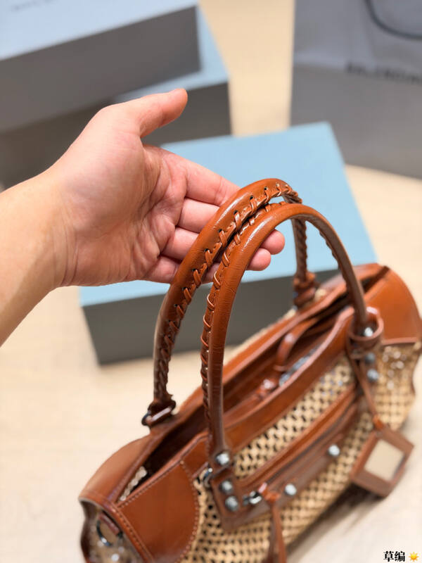 Balenciaga Brown shoulder bag — 1:1 Replica