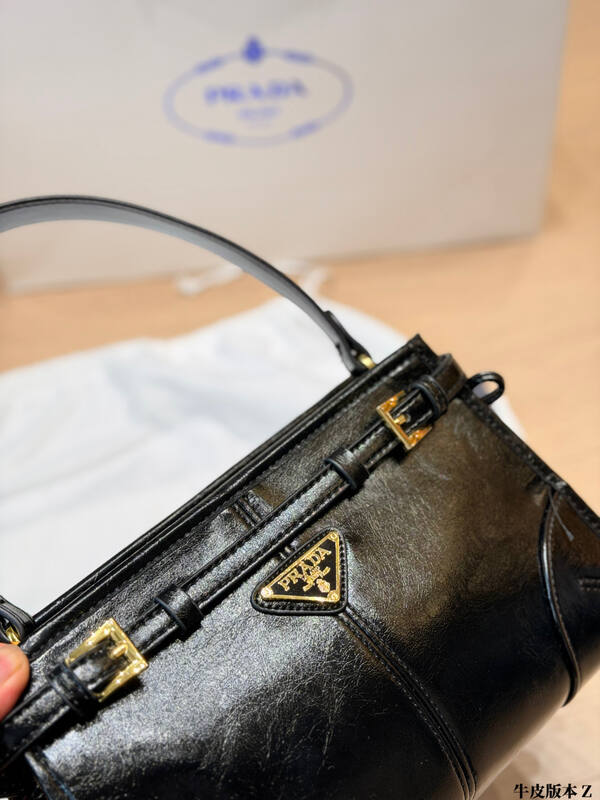 Prada Black 25x18x10cm shoulder bag — 1:1 Replica