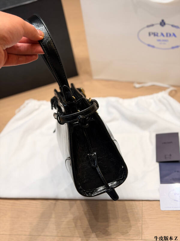 Prada Black 25x18x10cm shoulder bag — 1:1 Replica
