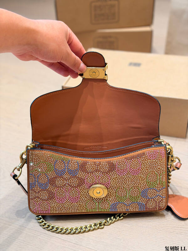 Coach Monogram shoulder bag — Top Quality Replica