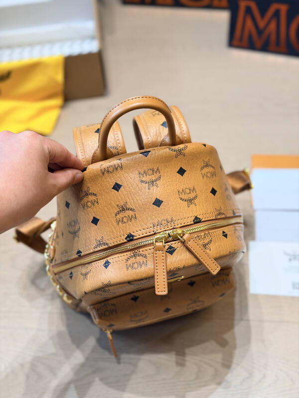 MCM Stark Visetos 30x38x15cm shoulder bag — 1:1 Replica