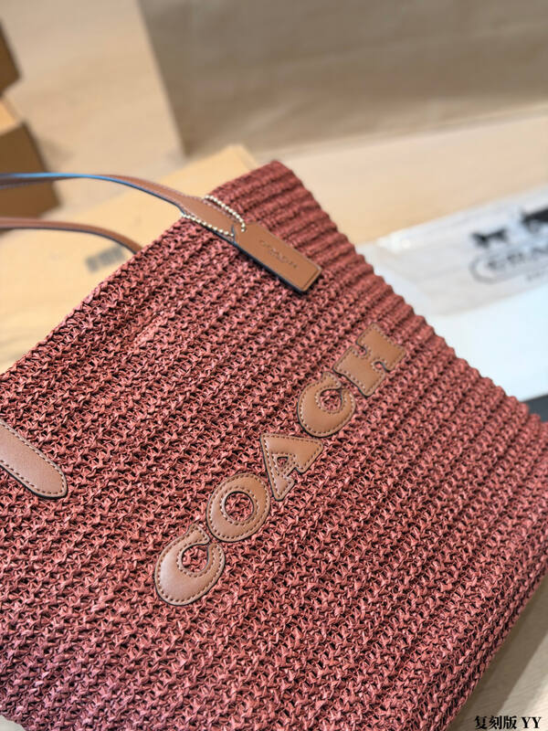 Coach Brown shoulder bag — 1:1 Replica