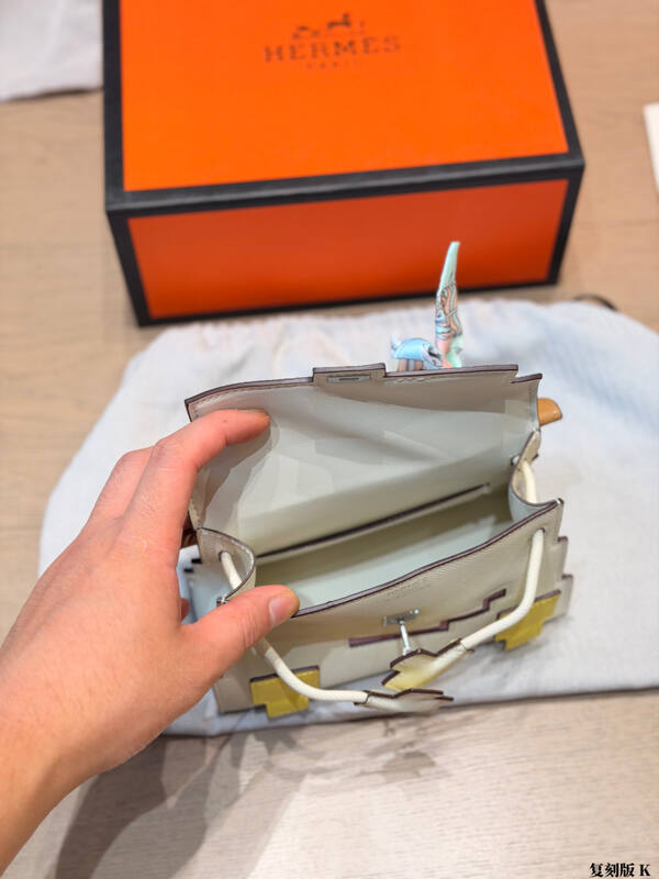 Hermes Kelly Doll Picto Craie Beige multicolor crossbody — Premium Replica