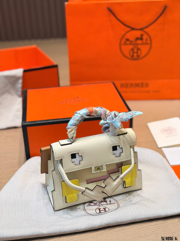 Hermes Kelly Doll Picto Craie Beige multicolor crossbody — Premium Replica