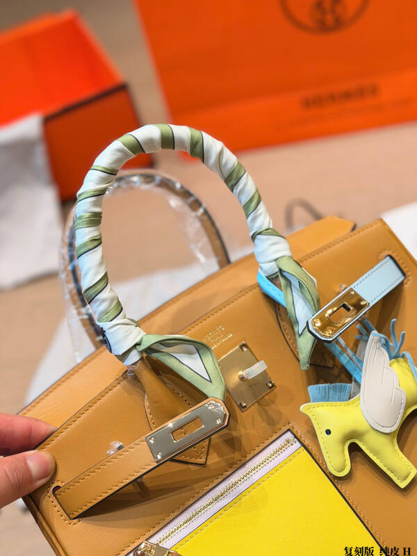 Hermes Birkin Tan with yellow pocket handbag — Premium Replica