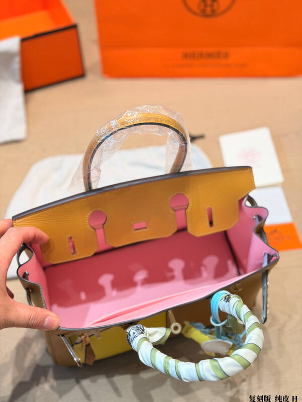 Hermes Birkin Tan with yellow pocket handbag — Premium Replica