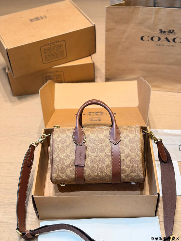 Coach Brown 25x18x10cm shoulder bag — Premium Replica