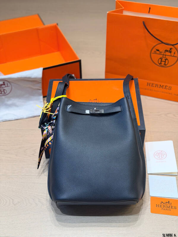 Hermes So Kelly Black leather shoulder — Top Quality Replica