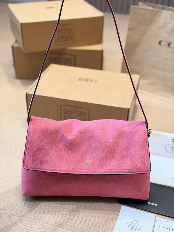 Coach Pink shoulder bag — Premium Replica