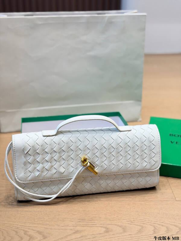Bottega Veneta Green shoulder bag — Premium Replica