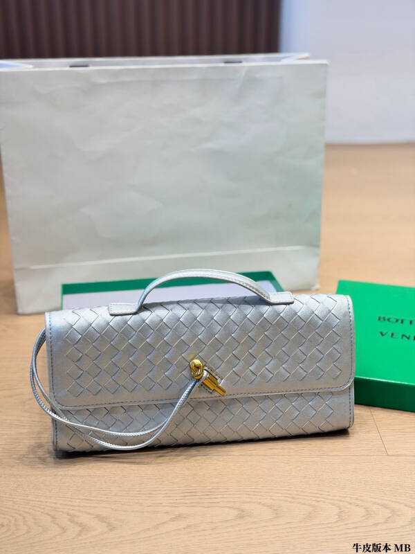 Bottega Veneta Green shoulder bag — Premium Replica