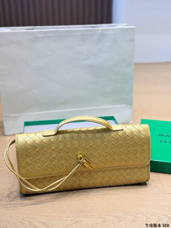 Bottega Veneta Green shoulder bag — Premium Replica