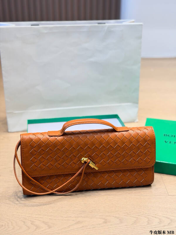 Bottega Veneta Green shoulder bag — Premium Replica